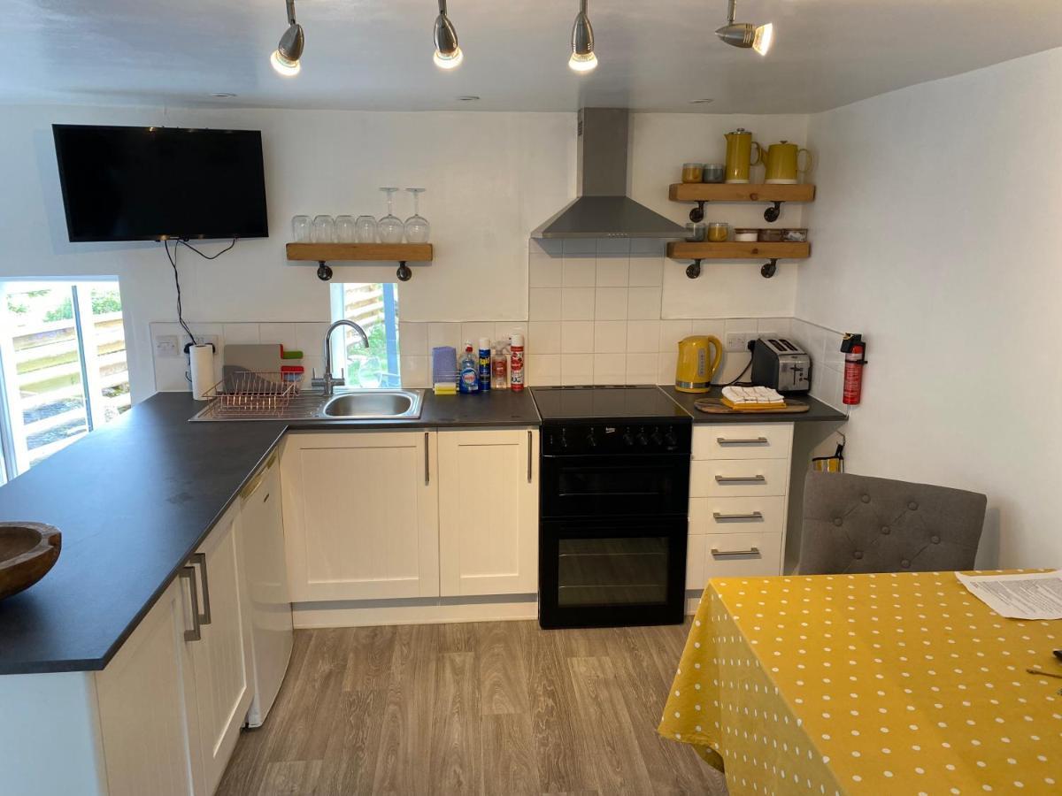 Delightful One Bed Lake District Cottage 彭里斯 外观 照片